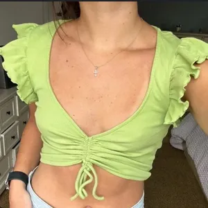 Zara Lime Green Ruched V-Neck Top size M cottton thumbnail 1