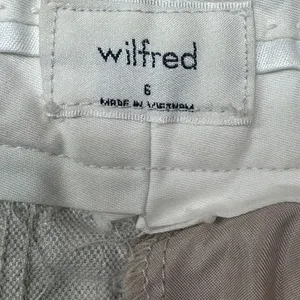 Wilfred Women's Beige Linen Blend Shorts Size 6 Flat Front Casual Chic‎ thumbnail 3