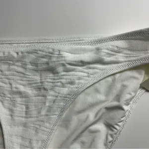 Aerie • NWT White Jacquard Women's Swim Bottoms thumbnail 5