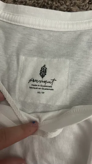 T-shirt thumbnail 3