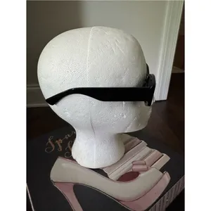 Source Unknown Unbranded Women's Black Sunglasses thumbnail 2