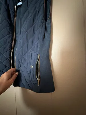 Zara Woman Navy Blue Quilted Vest Gold Hardware Faux Leather Trim Size S thumbnail 3
