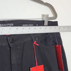Jennifer Lopez Black Distressed Skinny Ankle Jeans Size 16 NWT thumbnail 9