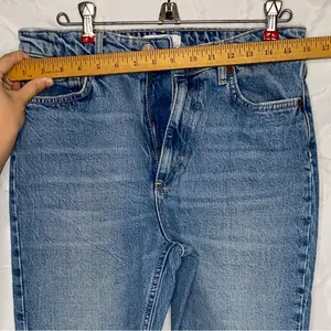 Zara High Waisted Straight Leg Classic Blue Denim Jeans Size 10 Light Wash thumbnail 4