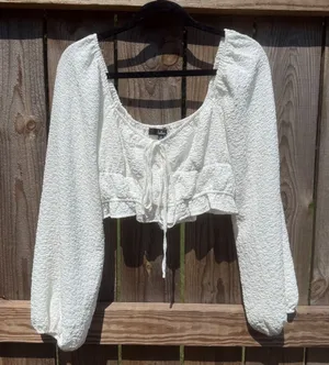 Lulus White Textured Tie Front Balloon Sleeve Crop Top Blouse Medium thumbnail 1