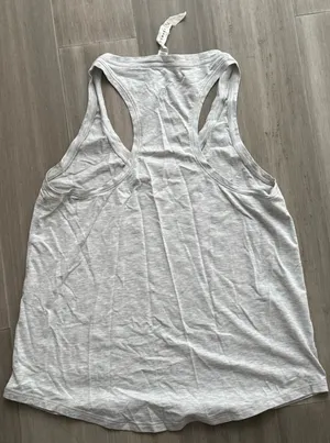 Lululemon love tank top size 6 thumbnail 2