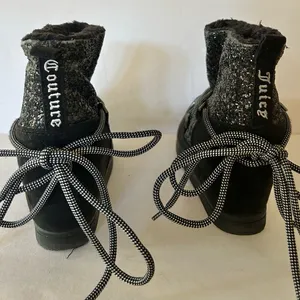 Juicy Couture MAREEN Wedge Booties Shoes Black Glitter Women’s Size 7M scuffed thumbnail 8