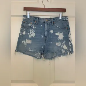 Lucky Brand Stylish Blue Tie-Dye Women's Shorts. Size-6 thumbnail 2