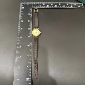 Vintage GUCCI 2000L Sherry Line Ladies Watch NEEDS BATTERY! thumbnail 6
