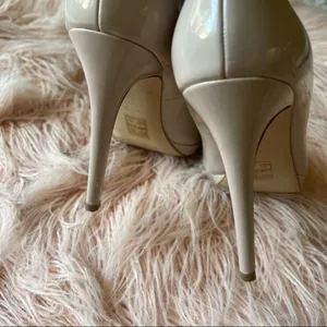 4/$10 ❣️ Aldo Patent Leather Heel thumbnail 6