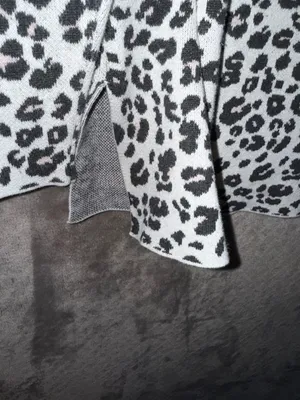 LOFT Women's Size M Leopard Print Mock Neck Cotton Sweater thumbnail 3