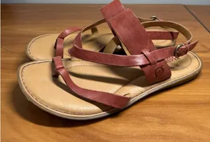 BORN Thong Strap Sandals Leather Slingback Strap Red Adjustable Flat‎ 7M Size 7 thumbnail 1