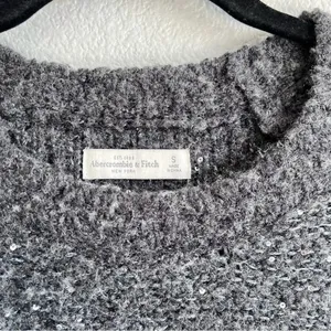 Abercrombie & Fitch Sequin‎ Wool Pullover Sweater Grey thumbnail 2