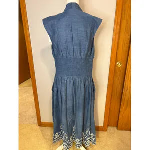 Anthropologie Tommie Denim Eyelet Trim Dress Blue cotton Midi Zip Front L NEW thumbnail 3