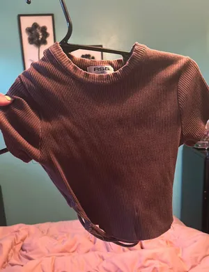tilly’s top  thumbnail 1