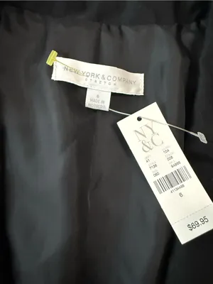 NWT Women’s Size 6 New York & Company Black Stretch Blazer thumbnail 2
