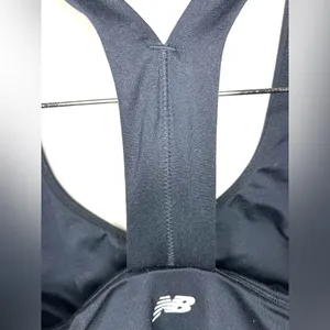 New Balance‎ Hybrid Bra Top – Black – Size Large – EUC thumbnail 9