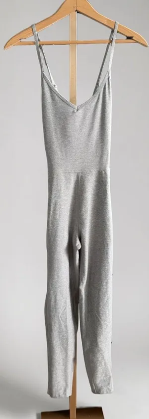 Old Navy Active Women Cloud+ Go-Dry Jumpsuit Gray Athletic‎ Bodysuit Small thumbnail 1