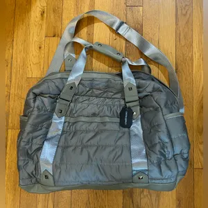 Duffle bag thumbnail 1