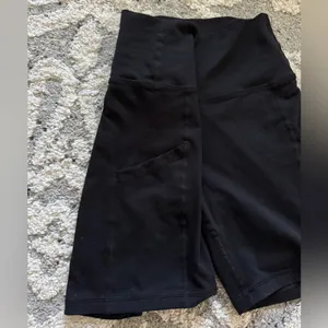 Aerie Black Biker Shorts ☀️ thumbnail 2