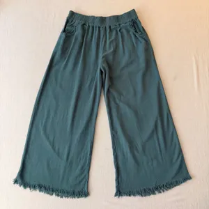 Umgee Linen Blend Boho Wide Leg Cropped Fringe Hem Pants Womens Medium thumbnail 5
