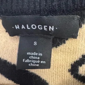HALOGEN Sweater‎ Womens Size S Black Beige Zebra Print Crew Neck Animal Chic thumbnail 3