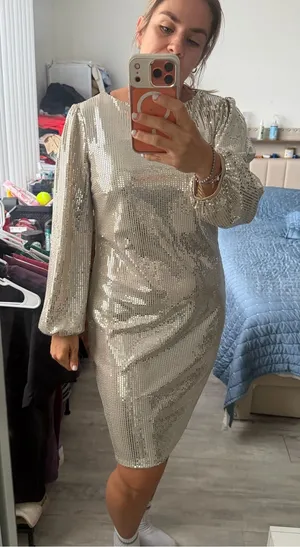Alexa B Silver Sequin Long-Sleeve Shift Dress thumbnail 1
