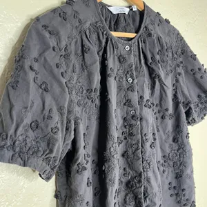 & Other Stories Black Floral Embroidered Puff Sleeve Oversized Blouse Top US 6 thumbnail 3