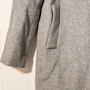 J.Crew Wool Blend Coat Size 10 Gray Zip Front Funnel Neck Jacket thumbnail 4