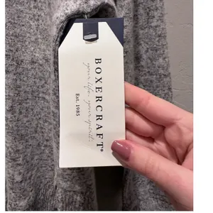 NWT Boxercraft Women's Gray‎ Boise State Broncos Oversized Cuddle Sweatshirt M thumbnail 4