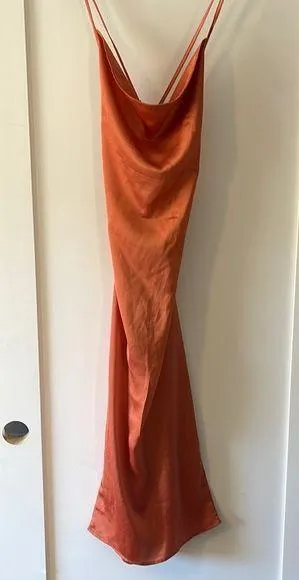 Pretty little thing size small dress thumbnail 1