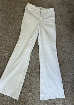 LC Lauren Conrad white flare jeans high rise thumbnail 1
