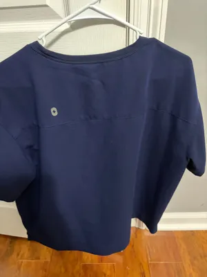 FIGS Scrub Top thumbnail 4