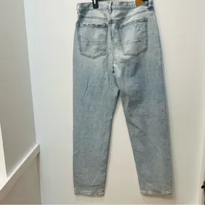 American Eagle Light Wash Mom Jeans size 14 XLong thumbnail 2