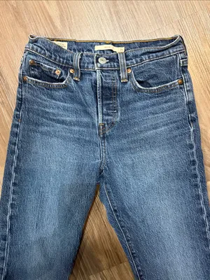 Levi’s Premium Wedgie Icon Fit Ankle Jeans 25 Salsa Step Big E $98 thumbnail 3