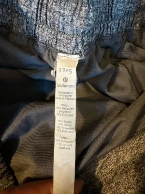 Lululemon Hotty Hot Low-Rise Lined Short 2.5 thumbnail 5