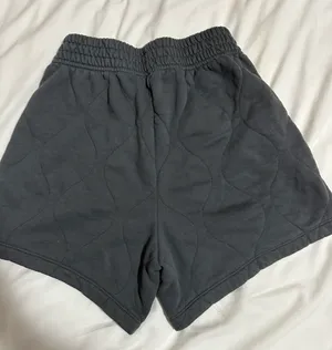 Abercrombie High Waisted Quilted Sweat Shorts thumbnail 3