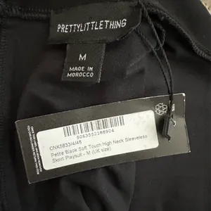 PrettyLittleThing Black Sleeveless Mini Dress thumbnail 6