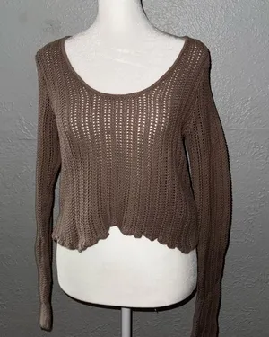 NWOT Abercrombie & Fitch Long-Sleeve Crochet Scoopneck Top‎ in Taupe Small thumbnail 1