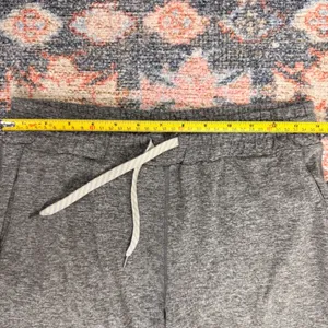 Vuori Performance Joggers Heather Grey Green‎ Slim Fit Activewear Pant Small thumbnail 3
