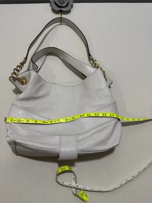 MICHAEL Michael Kors White Leather Shoulder Hobo with Gold Hardware Accents thumbnail 4