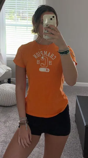 Champion T-shirt thumbnail 1