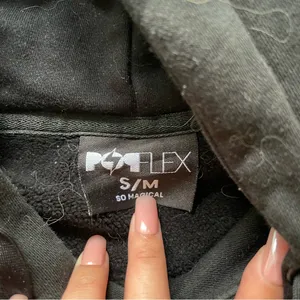 Popflex Active pullover cloud hoodie in black Size undefined thumbnail 4