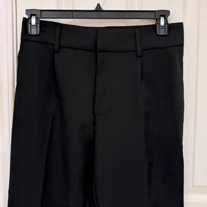 SHEIN Aveloria High Waisted Cropped Women’s Black Pants thumbnail 7