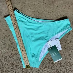 NEW Halara Womens High Waisted Bikini Bottoms Size‎ S thumbnail 4