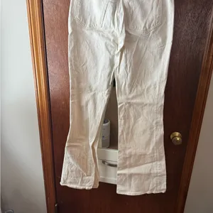 Abercrombie & Fitch Off-White Flare Jeans thumbnail 3