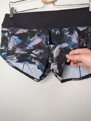 Lululemon Womens Speed Up Shorts 2.5" Size 6 Multicolor Running thumbnail 2