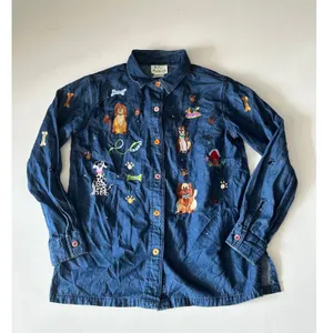 Quaker Factory Vintage Denim Embroidered Dog Shirt Blue Button Down Medium thumbnail 2