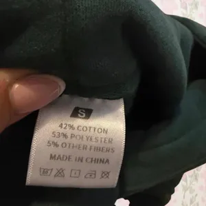 faiable green hoodie Size M thumbnail 2