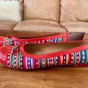 AIDA STENHOLM Handcrafted Red Ballet Flats Size 10 thumbnail 3